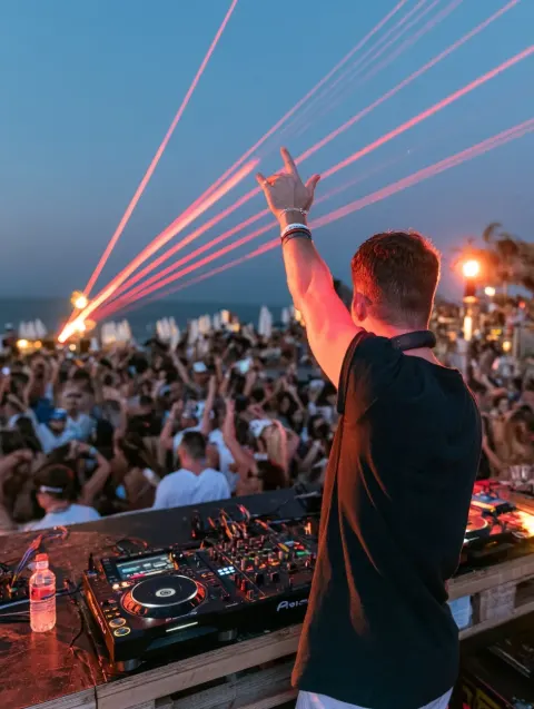 Move On al Papagayo Tenerife (Papagayo Beach Club), Playa de las Américas — locandina evento a Tenerife